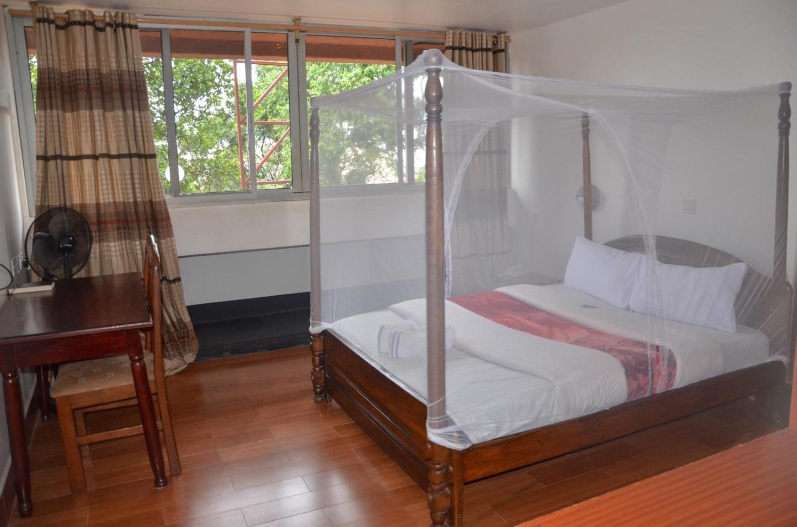 Entebbe Flights Motel Εξωτερικό φωτογραφία
