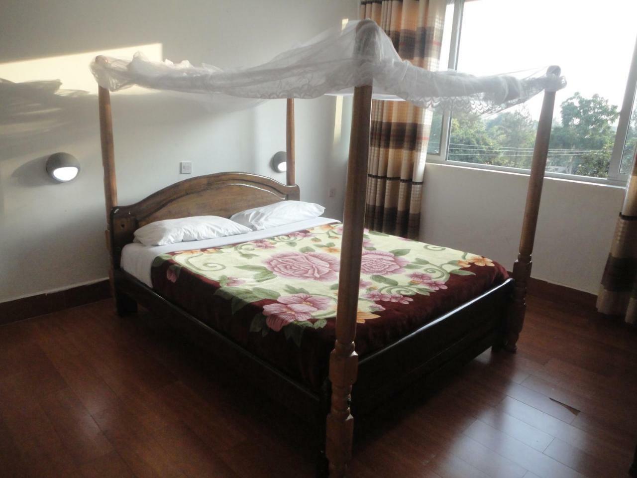 Entebbe Flights Motel Εξωτερικό φωτογραφία
