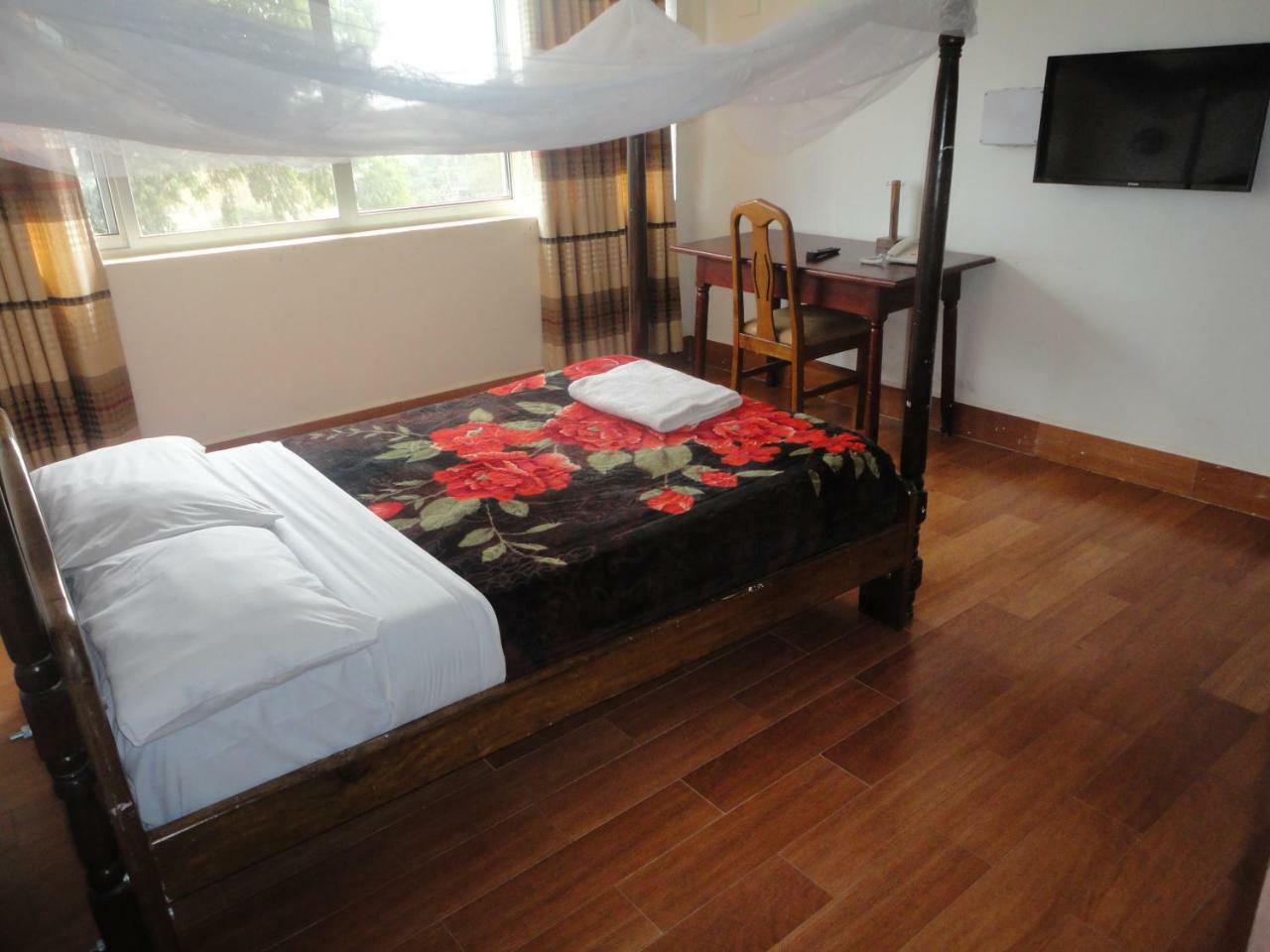 Entebbe Flights Motel Εξωτερικό φωτογραφία